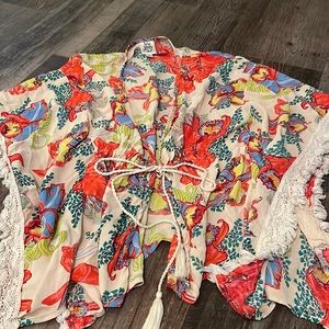 Ivy Jane Floral Kimono